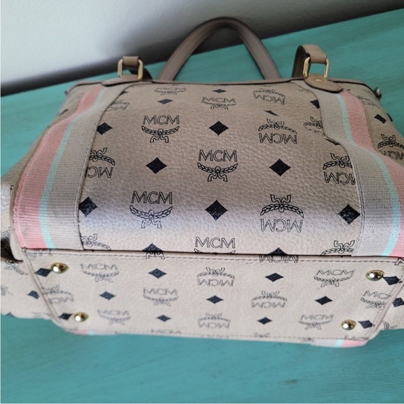 MCM Beige and Pink Shoulder Bag - Picture 6 of 12